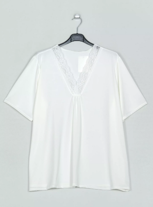 Blusa fluida encaje curvy