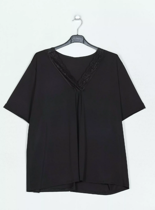 Blusa fluida encaje curvy