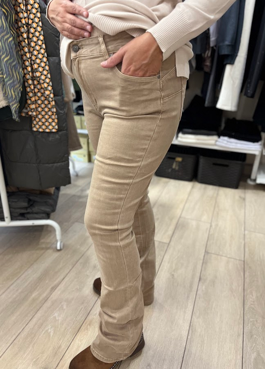 Pantalón campana