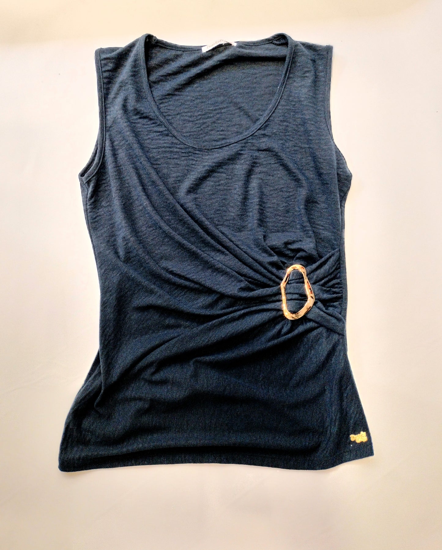 Camiseta Arrabasada - fresa y azul marino