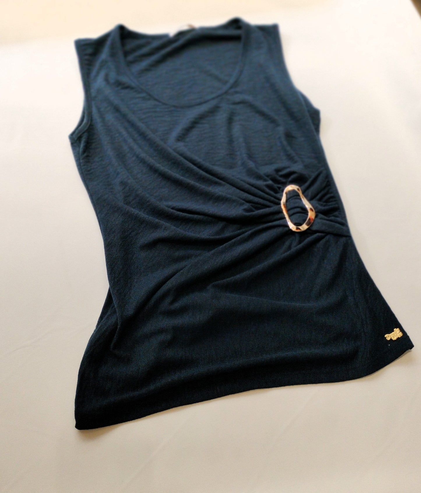 Camiseta Arrabasada - fresa y azul marino