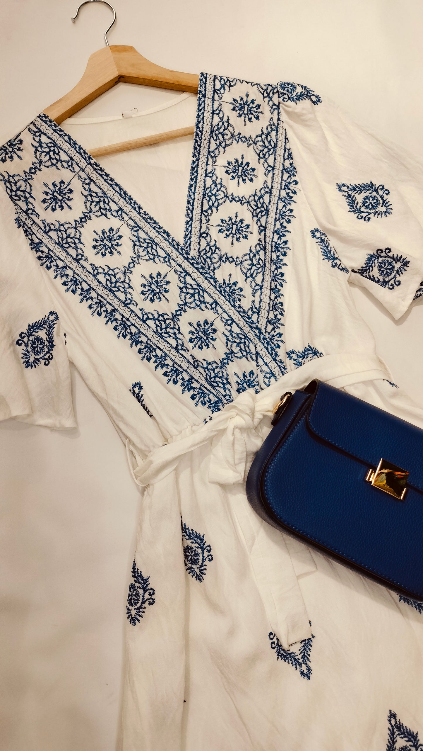 Conjunto vestido largo bordado - blanco