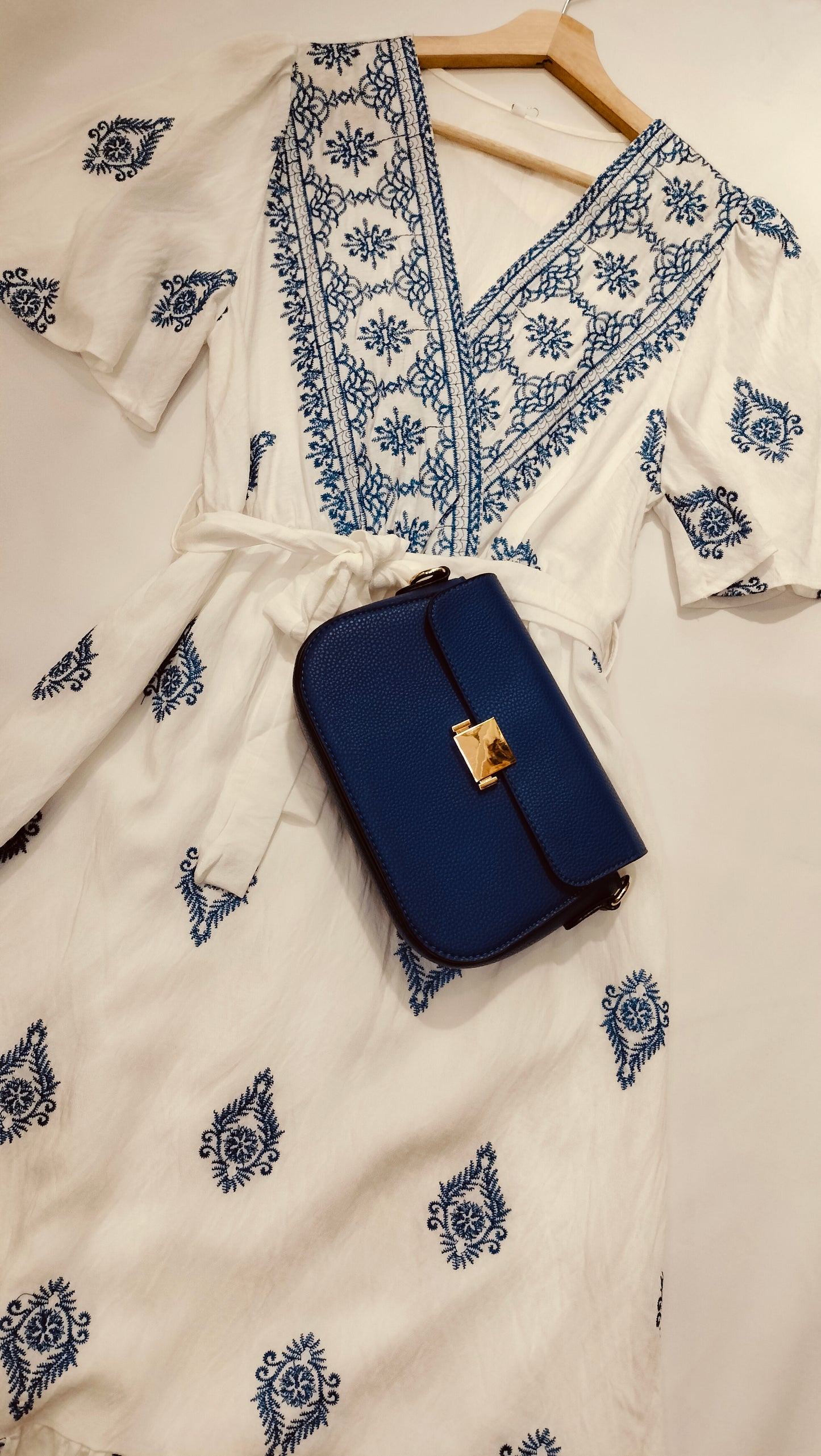 Conjunto vestido largo bordado - blanco