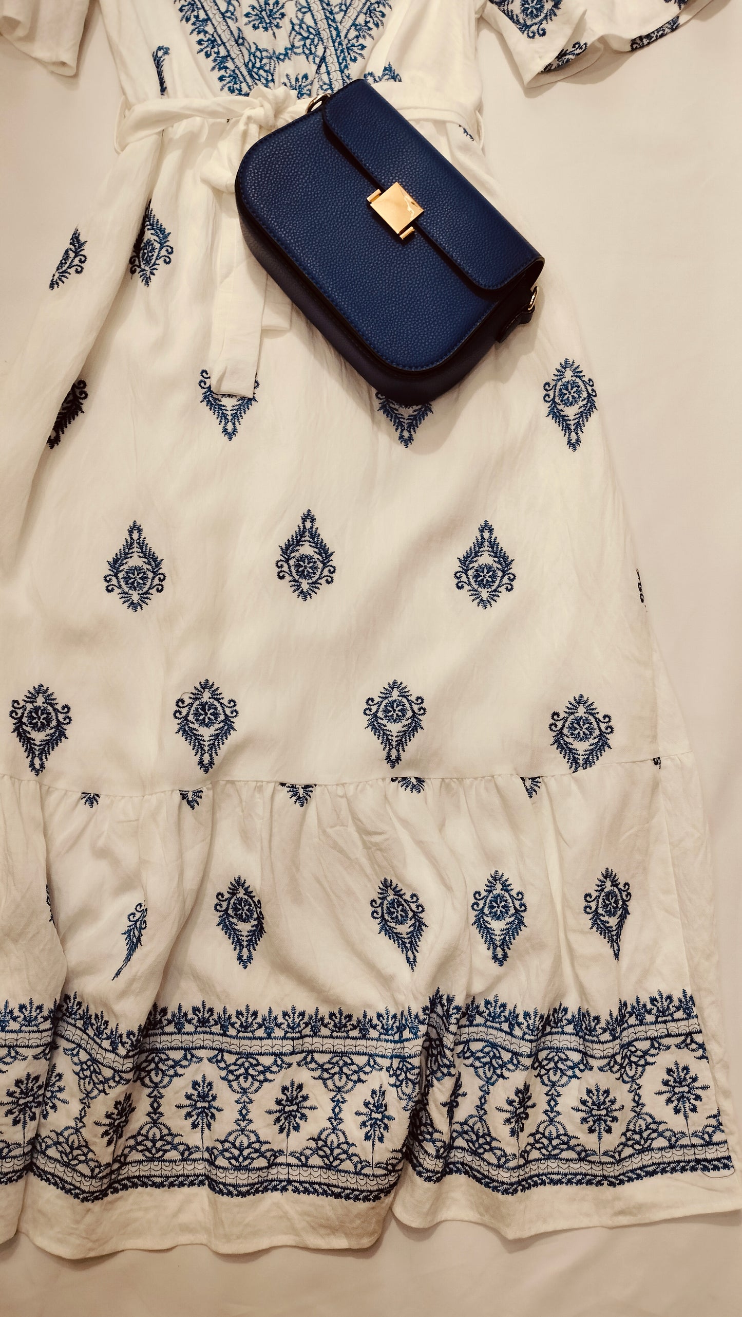 Conjunto vestido largo bordado - blanco