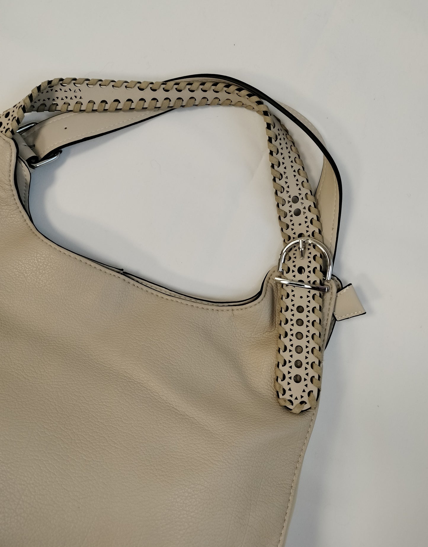 Bolso hombro tira calada