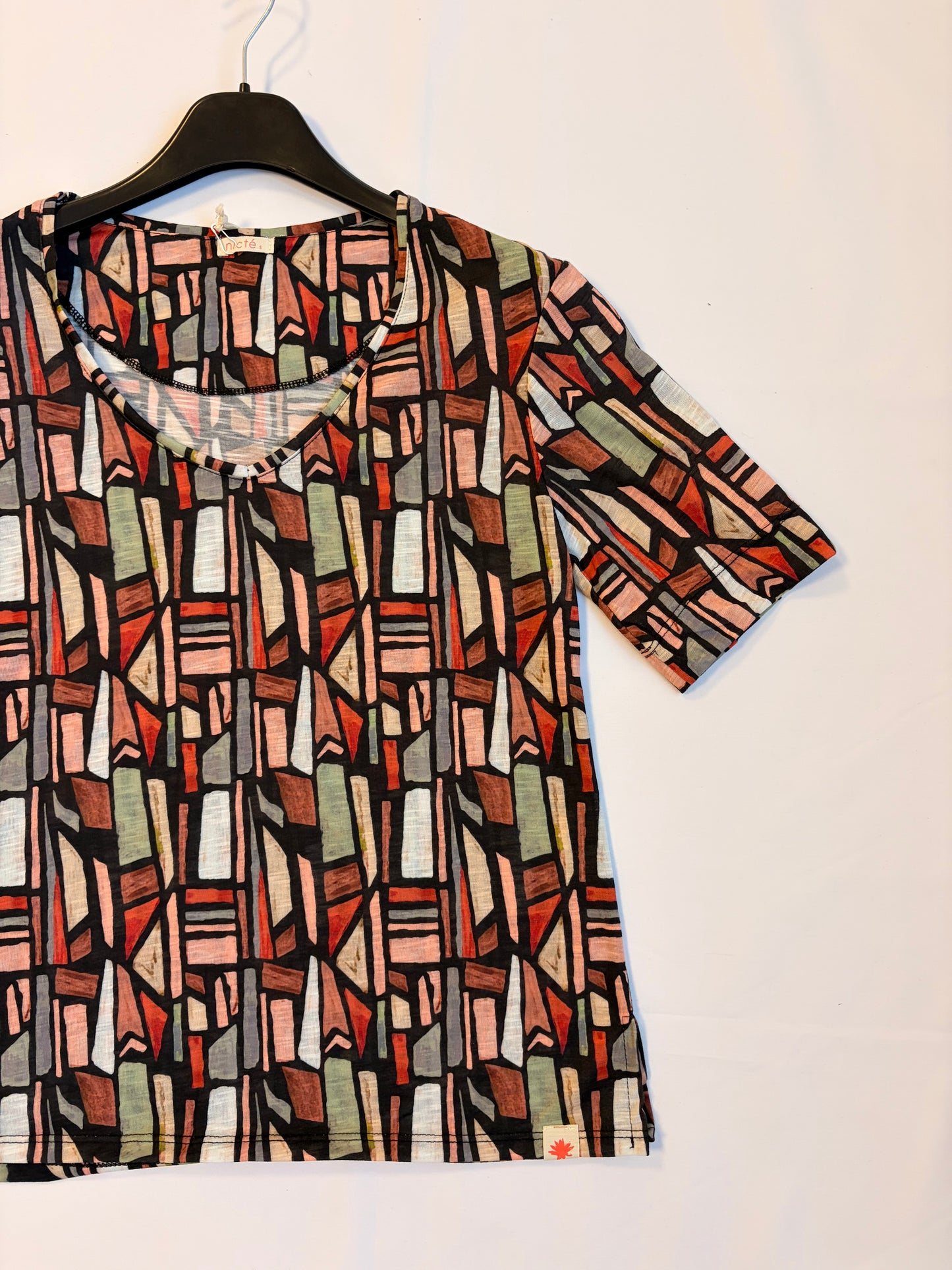 Camiseta Irene