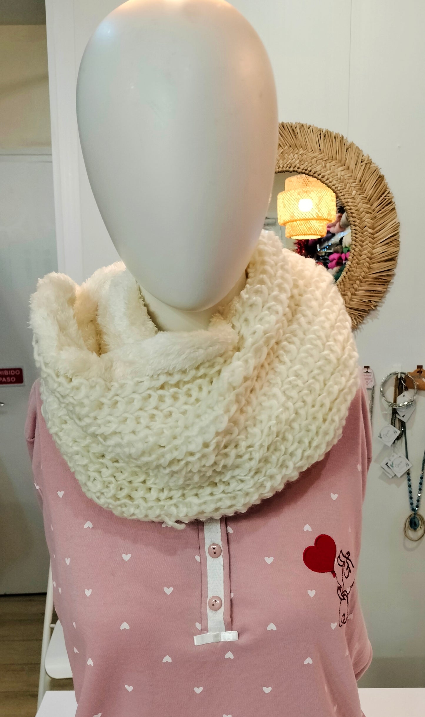 Cuello punto y borreguito - varios colores