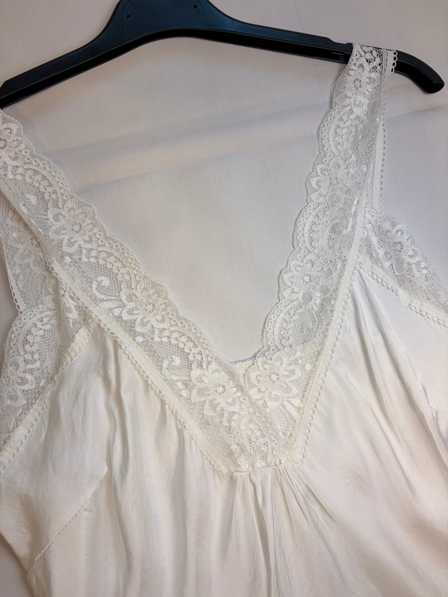 Blusa lencera satinada - blanco