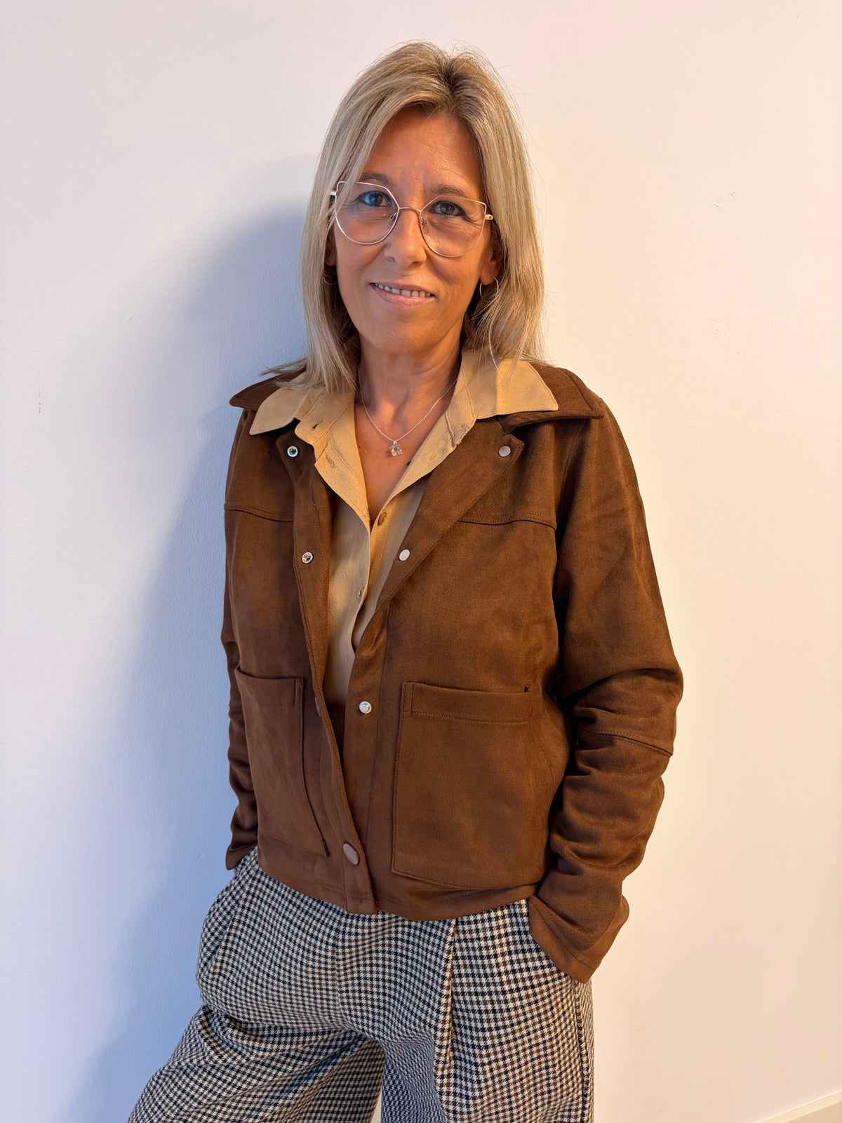 Chaqueta antelina marrón