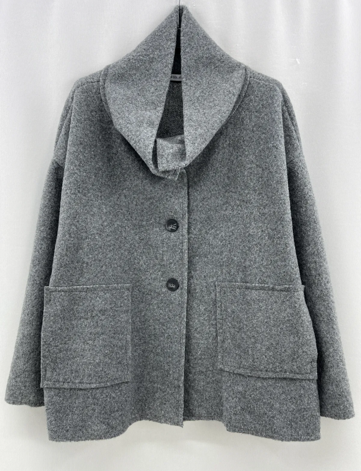 Abrigo curvy gris