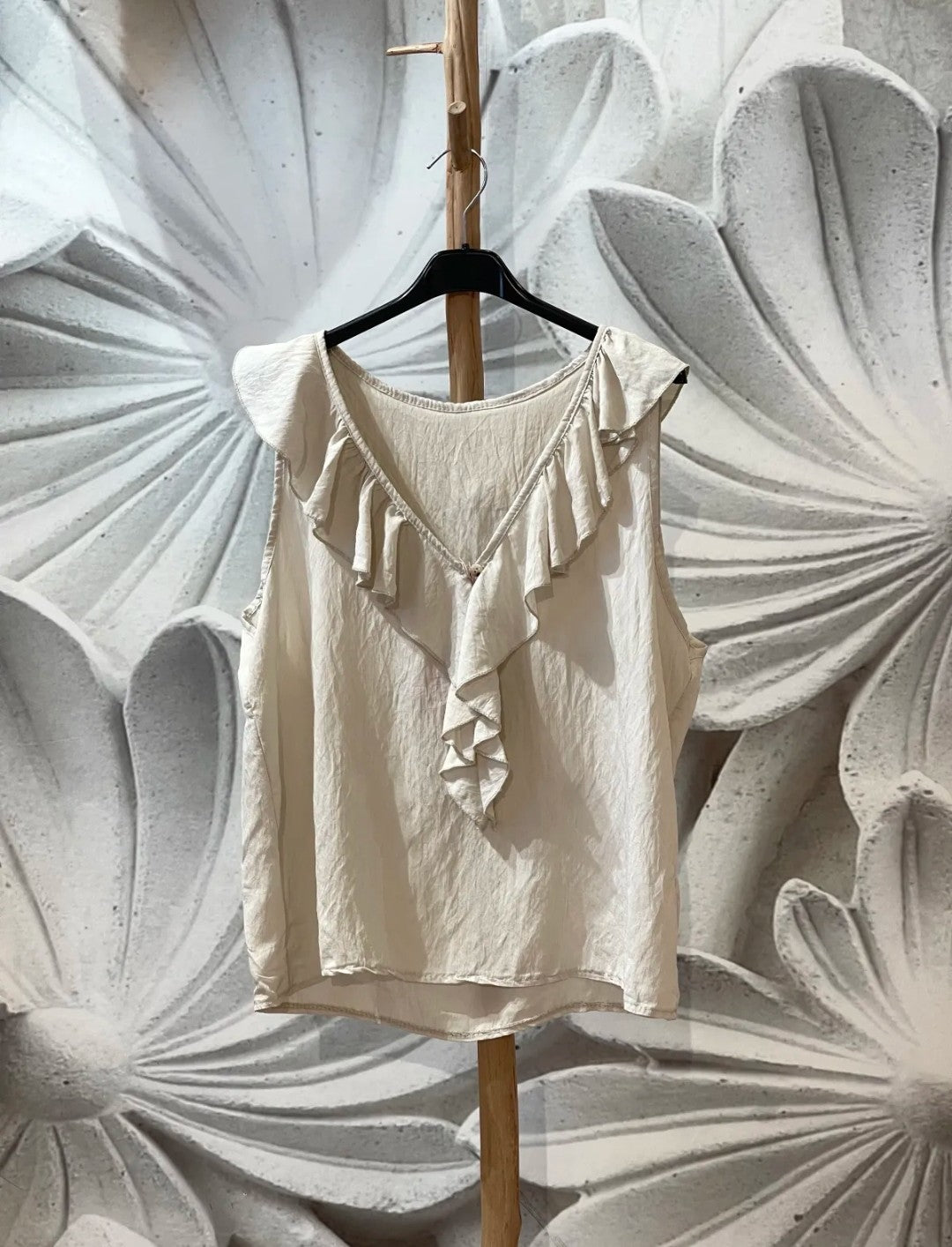 Blusa lisa volantes