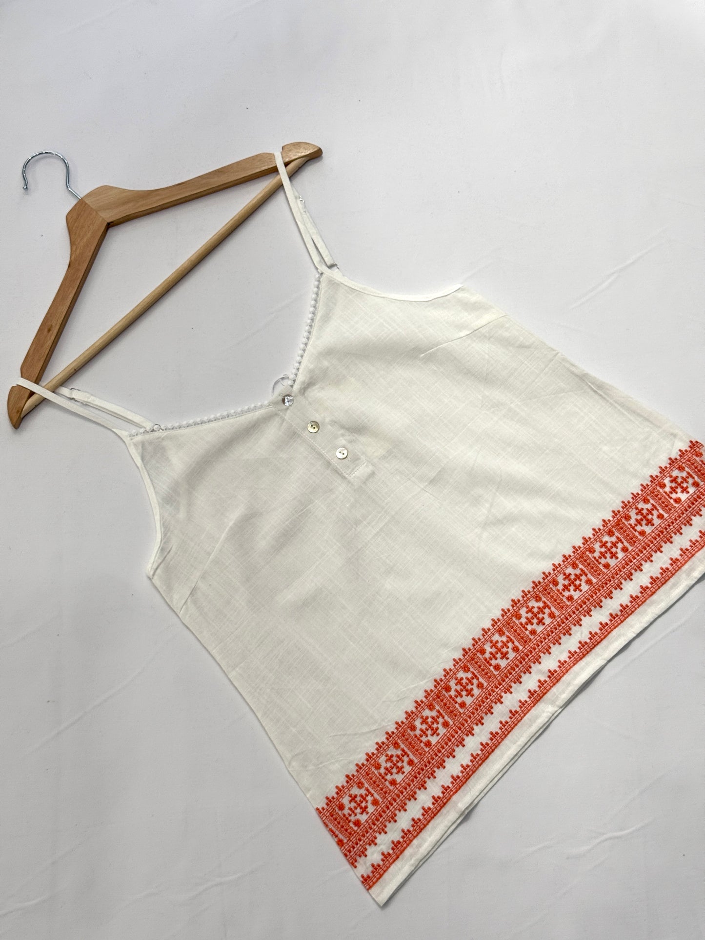 Blusa bordada efecto lino - 3 colores