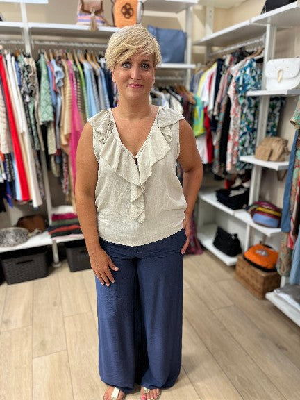 Blusa lisa volantes