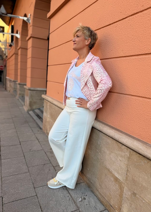 Pantalón recto hebilla oro