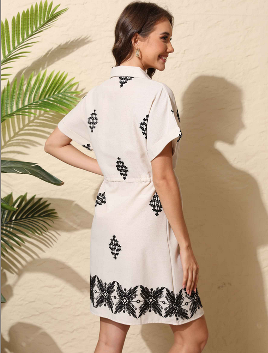 Vestido camisero bordado efecto lino