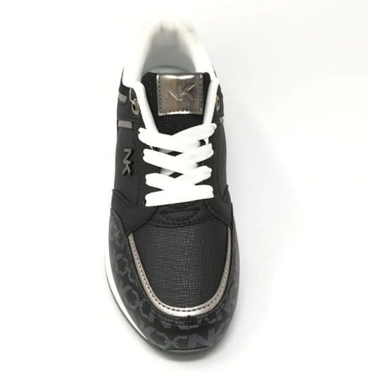 Zapatilla negro
