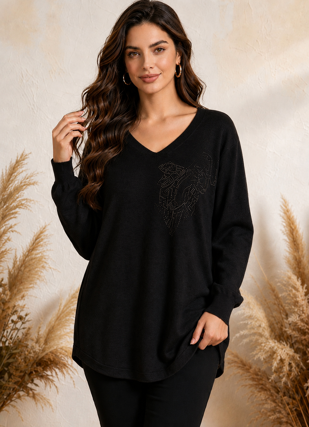 Jersey amplio cuello pico con strass - negro