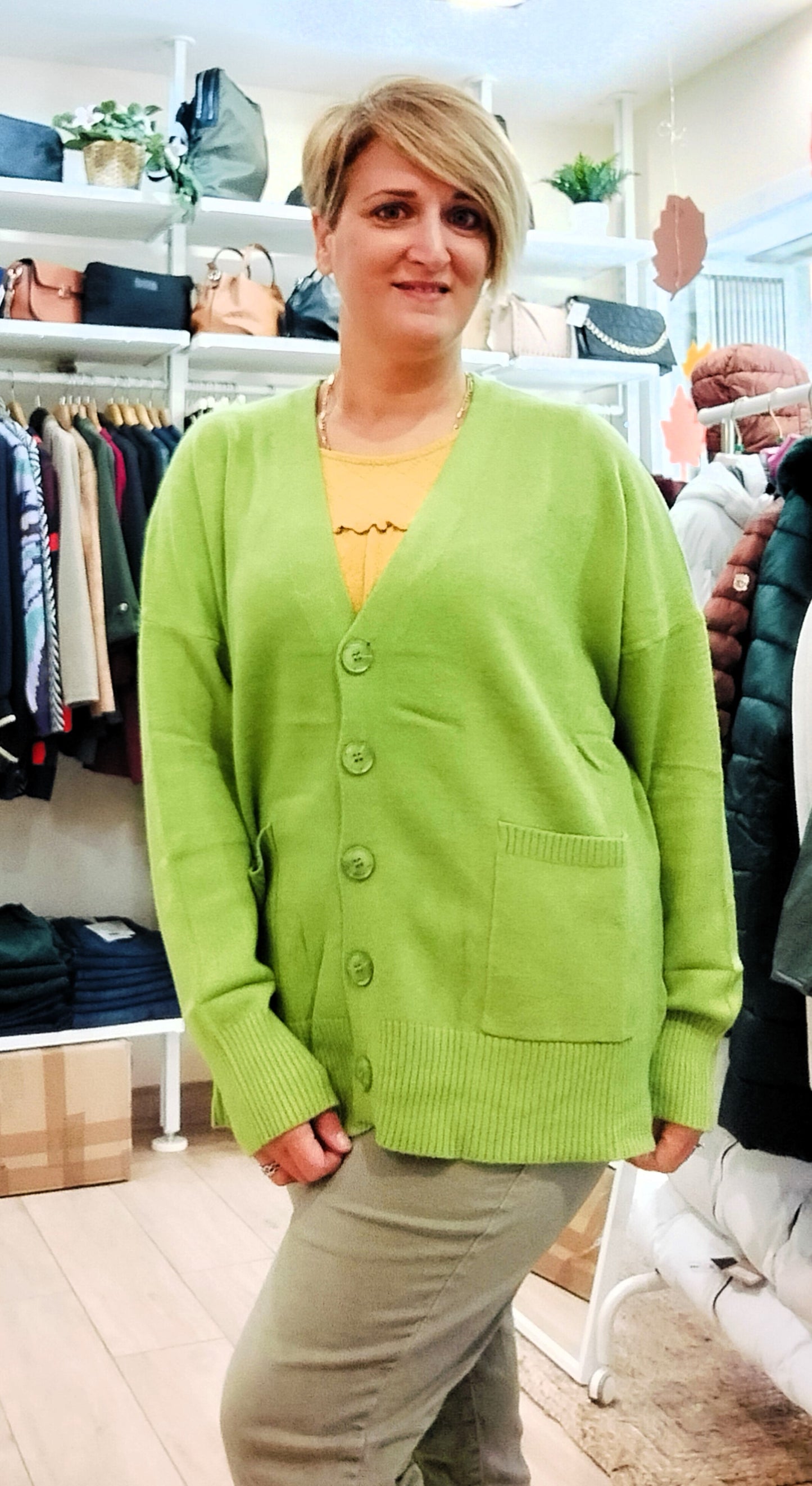 Cardigan liso botones - verde