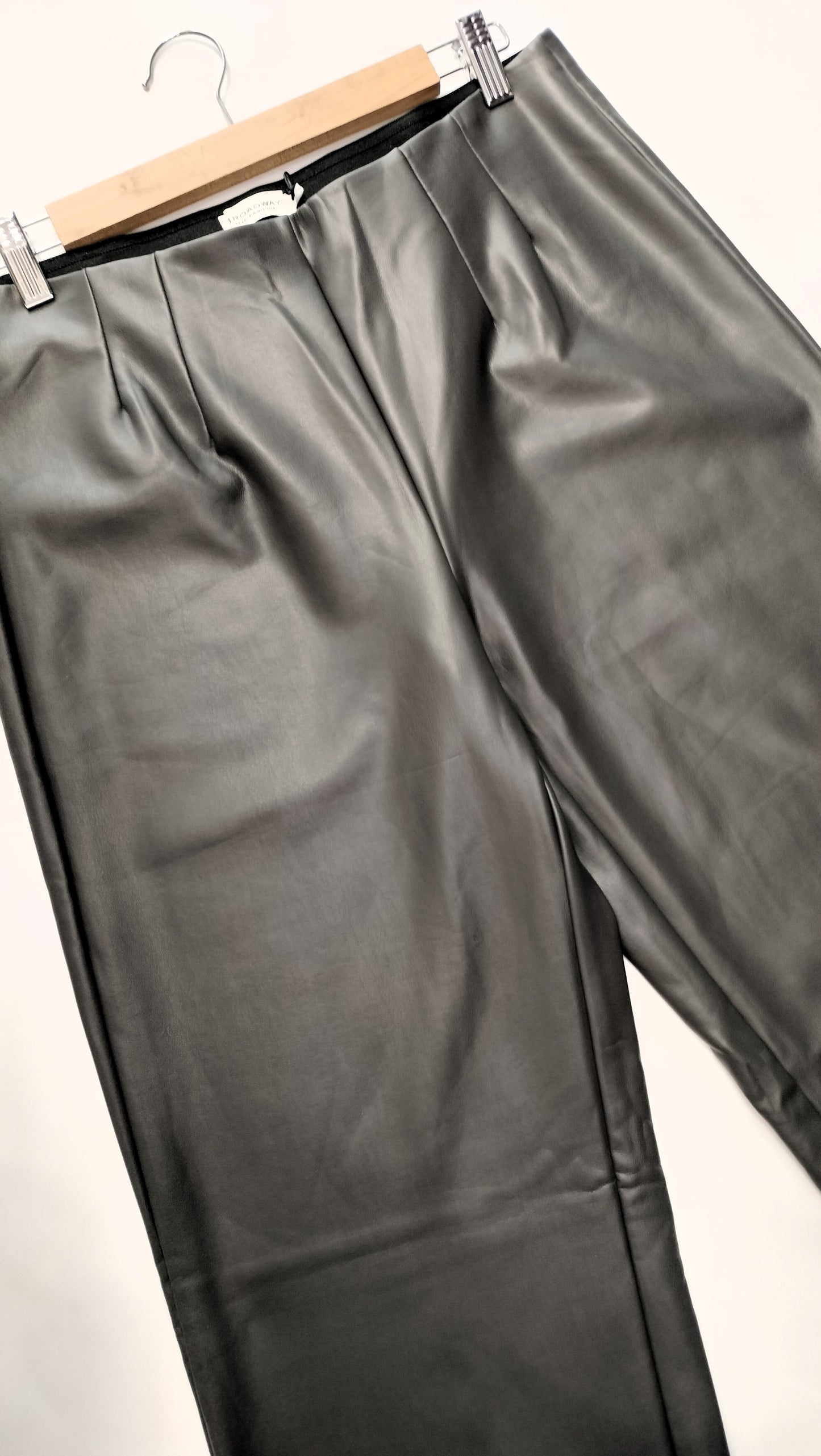 Pantalón polipiel Ebony