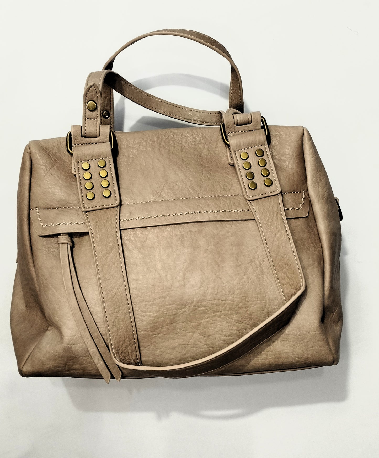 Bolso tachuelas