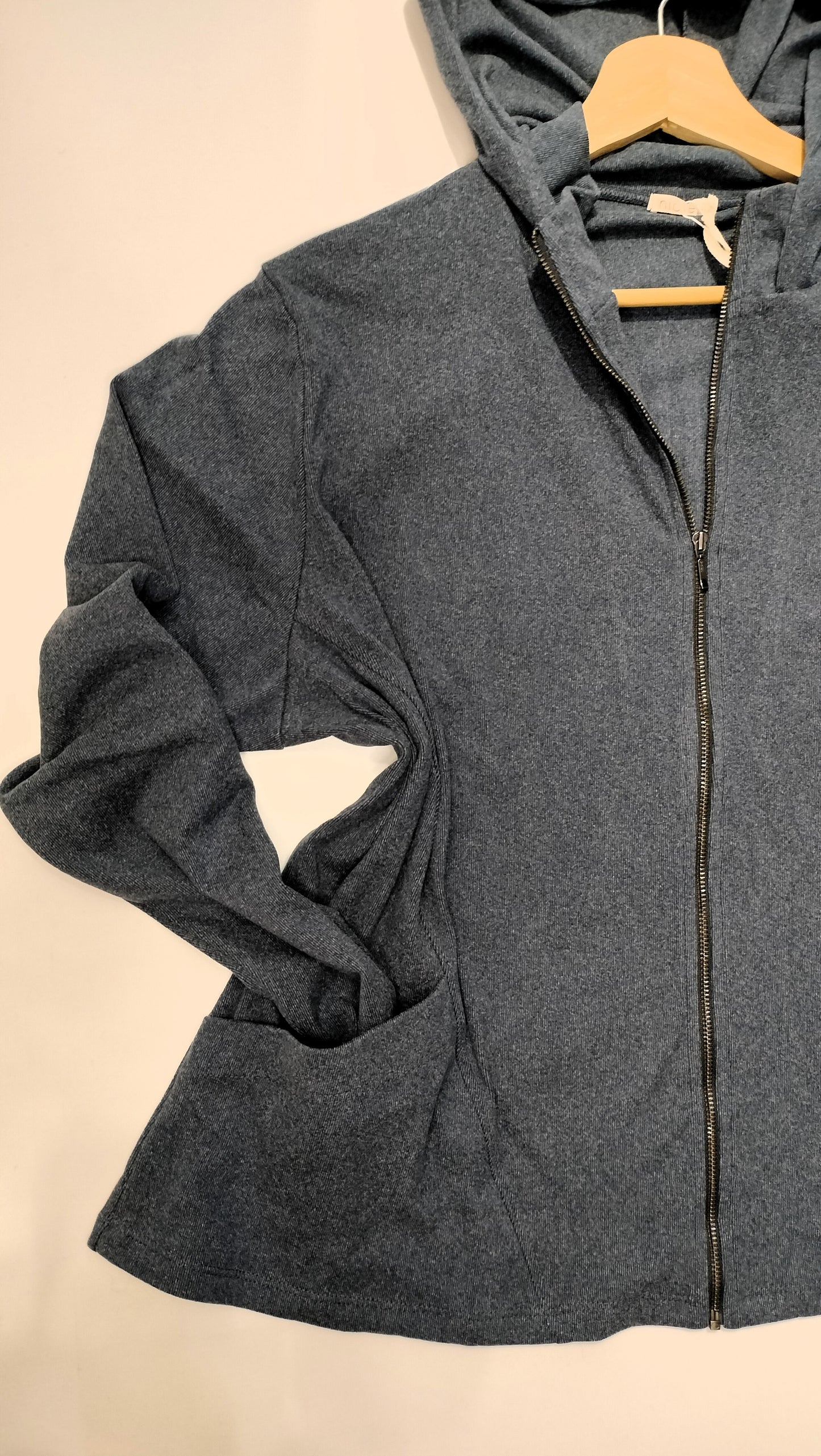 Chaqueta sudadera curvy Amor