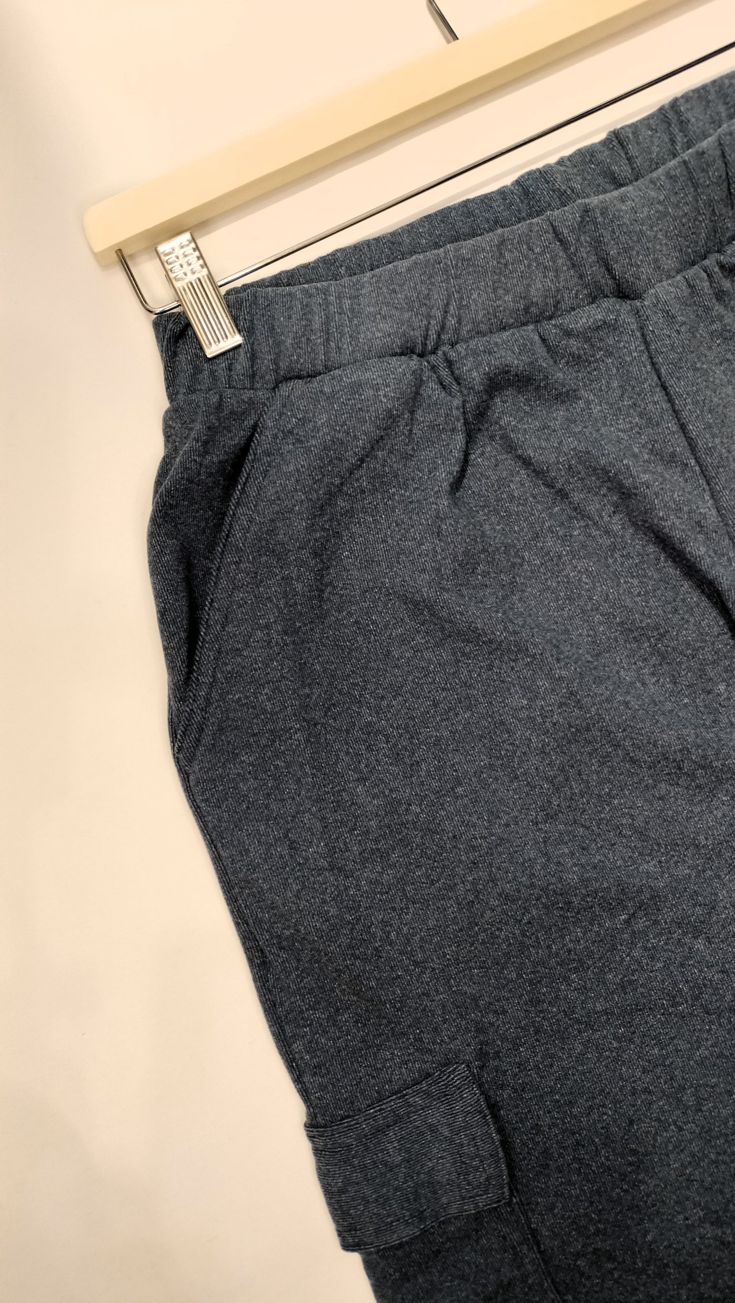 Pantalón chándal cargo Alina