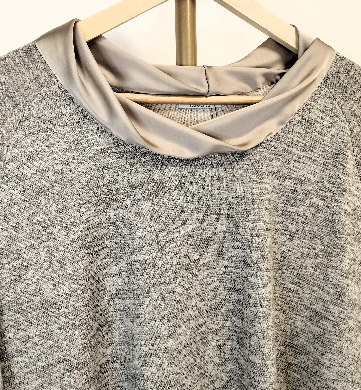 Camiseta cuello raso