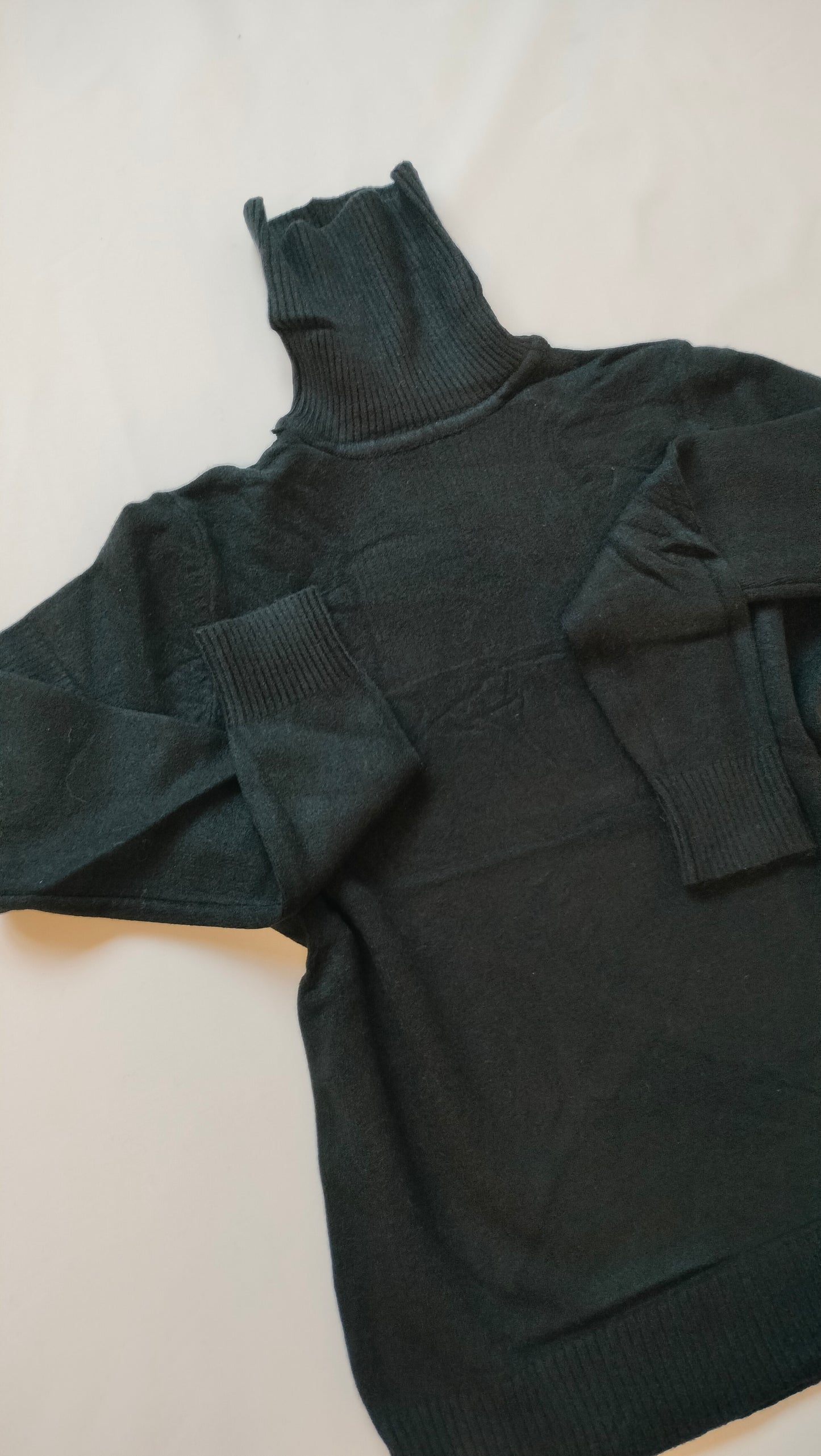 Jersey básico cuello vuelto