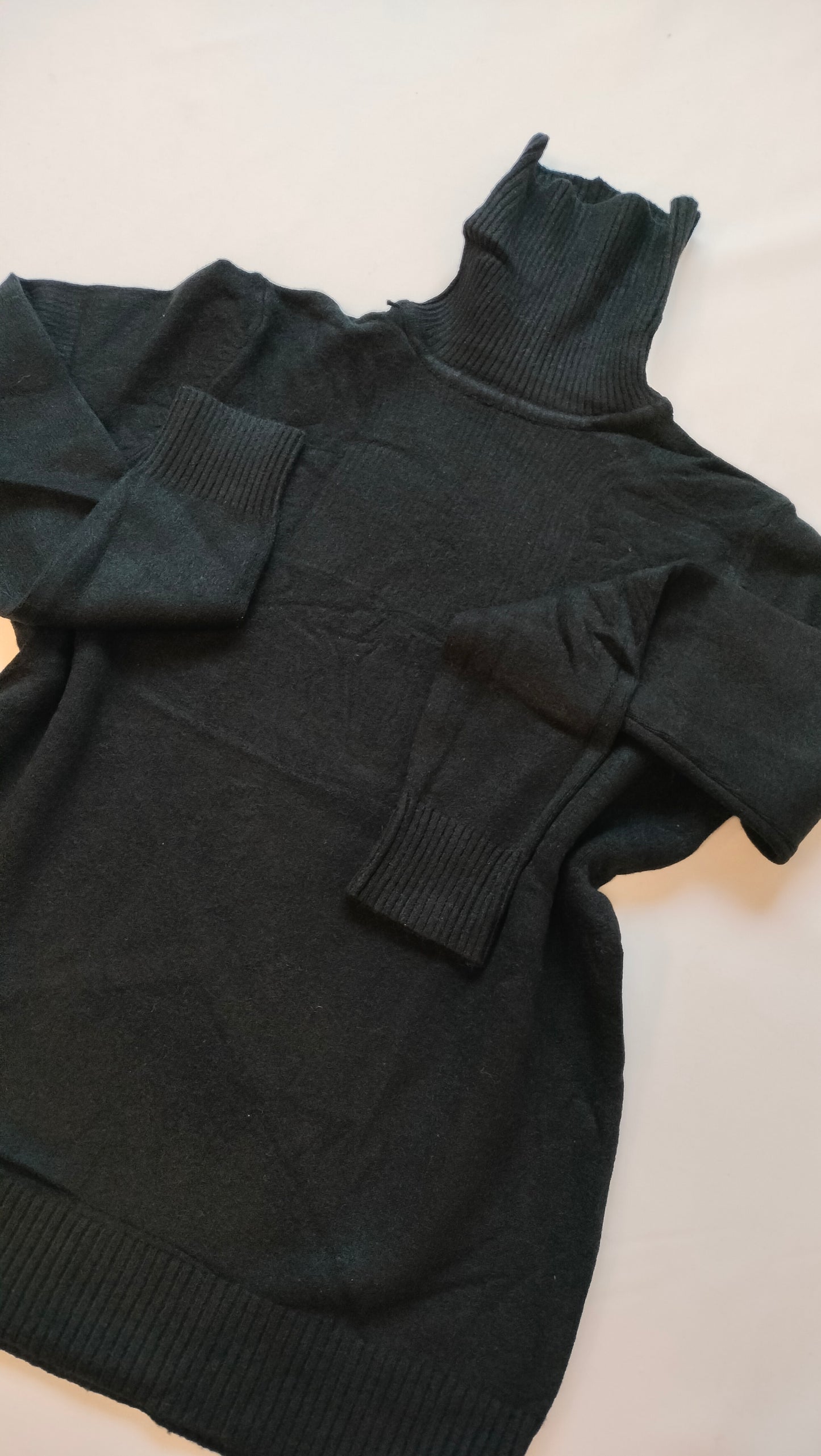 Jersey básico cuello vuelto