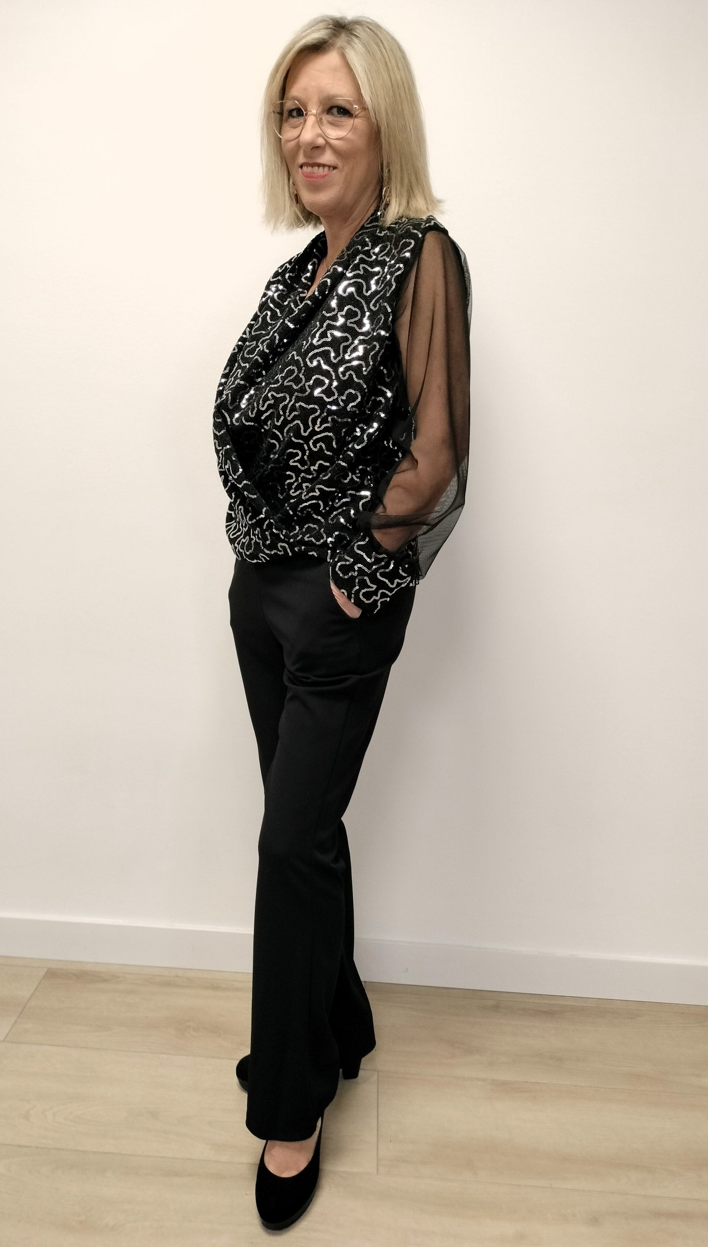 Blusa fiesta cruzada lentejuelas