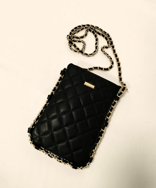 Bolso pequeño acolchado con cadena