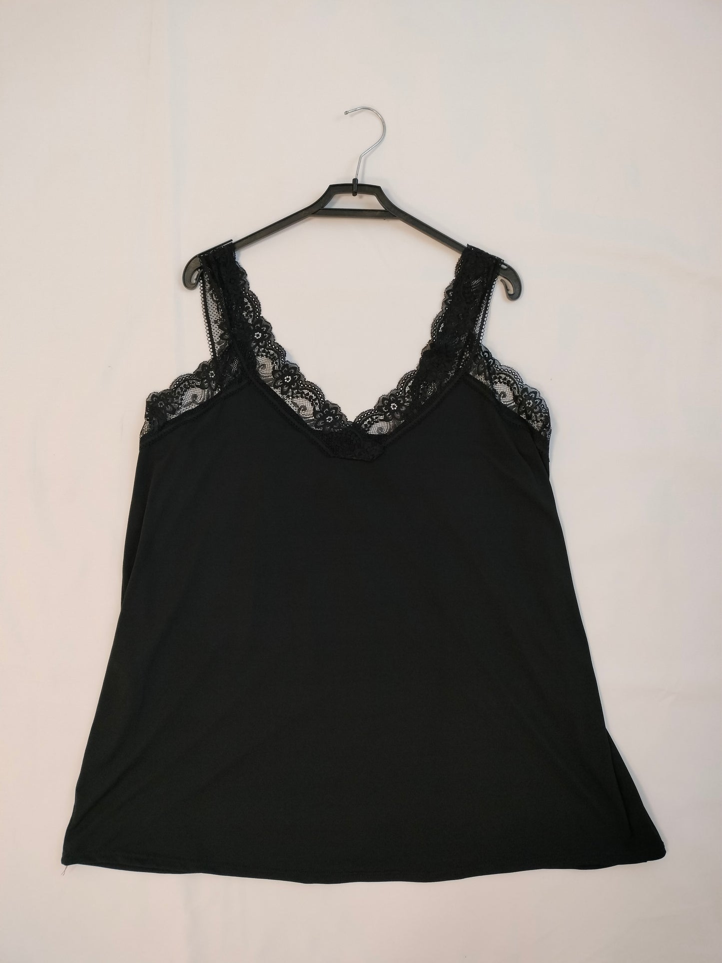 Top lencero encaje talla grande