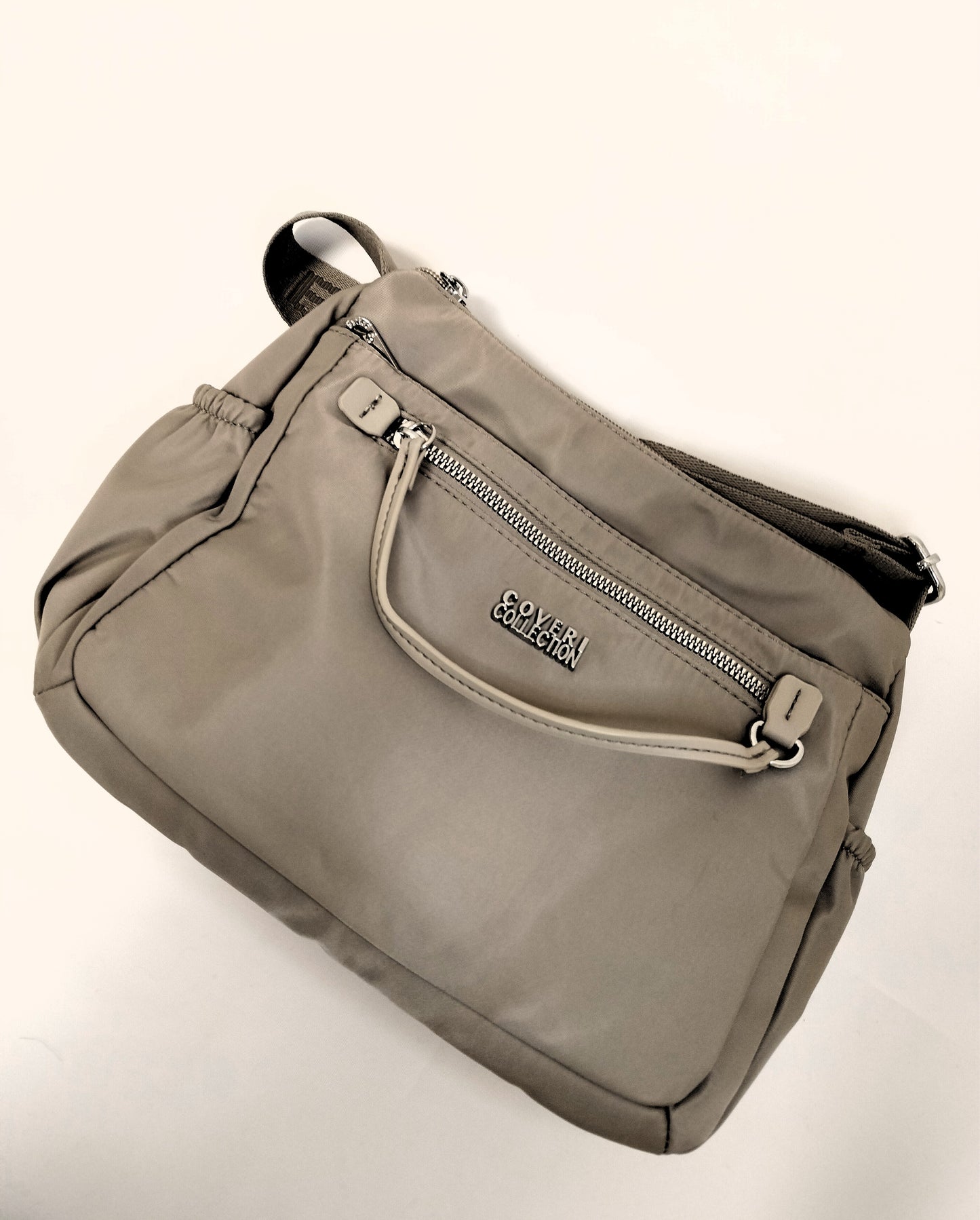 Bolso bandolera nylon con bolsillos y mini monedero