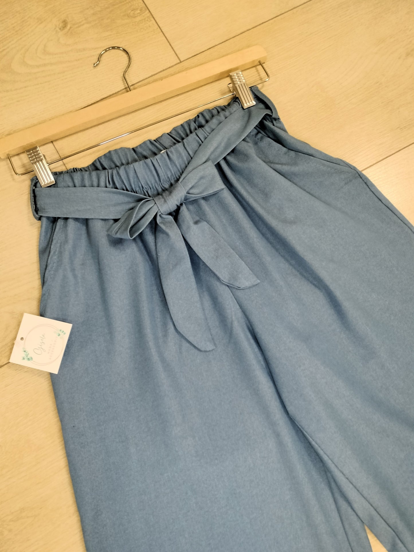 Pantalón tencel lazo