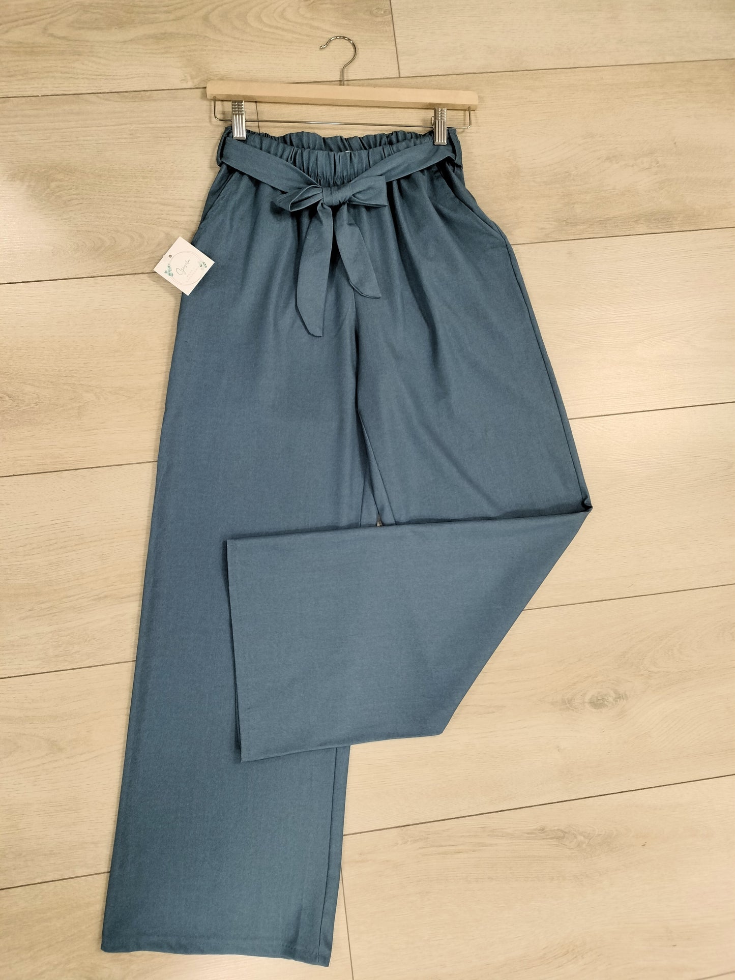 Pantalón tencel lazo