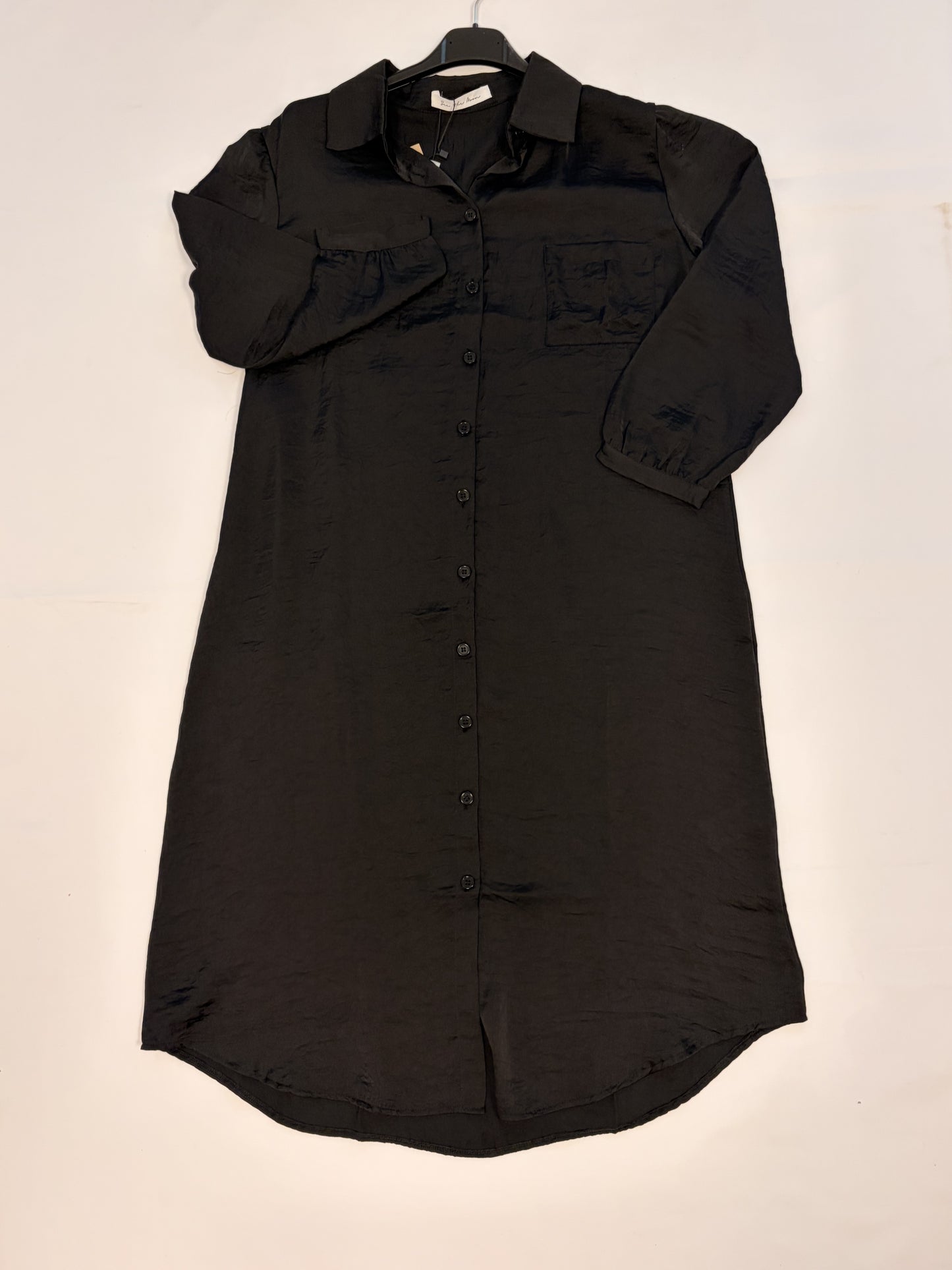 Vestido camisero satén