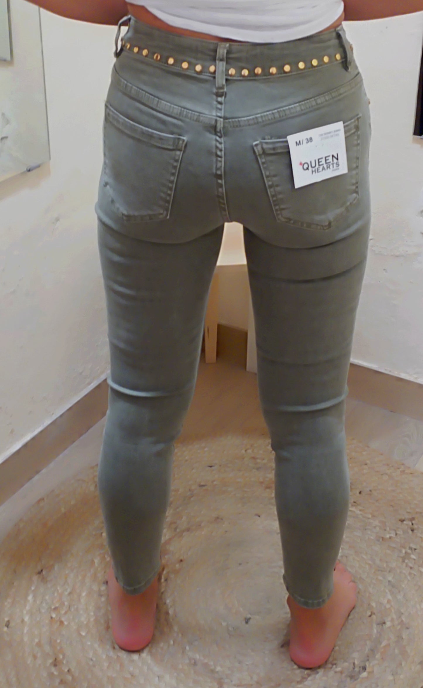 Jeans pitillo tachuelas  - kaki