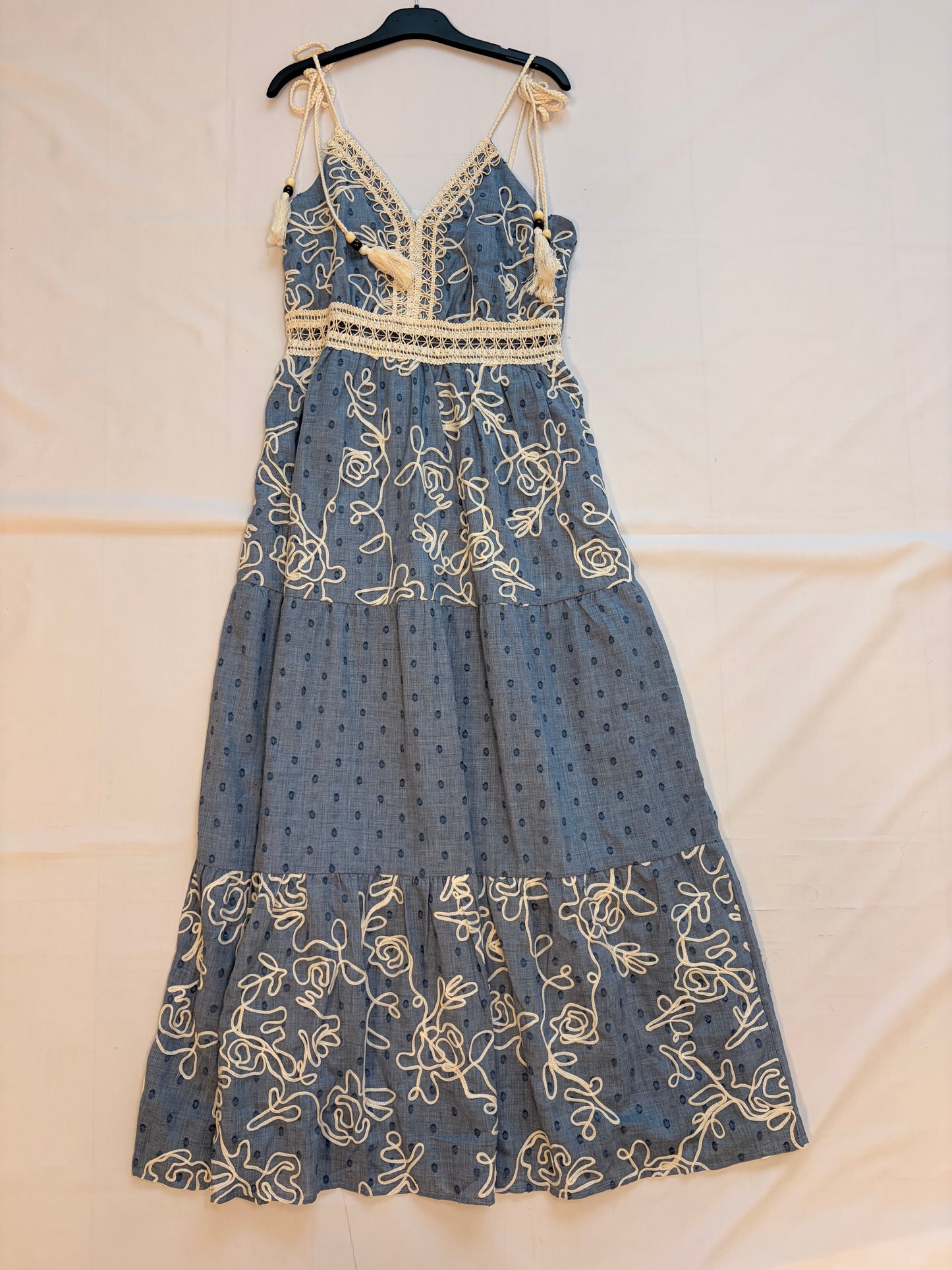 Vestido bordado Romántico