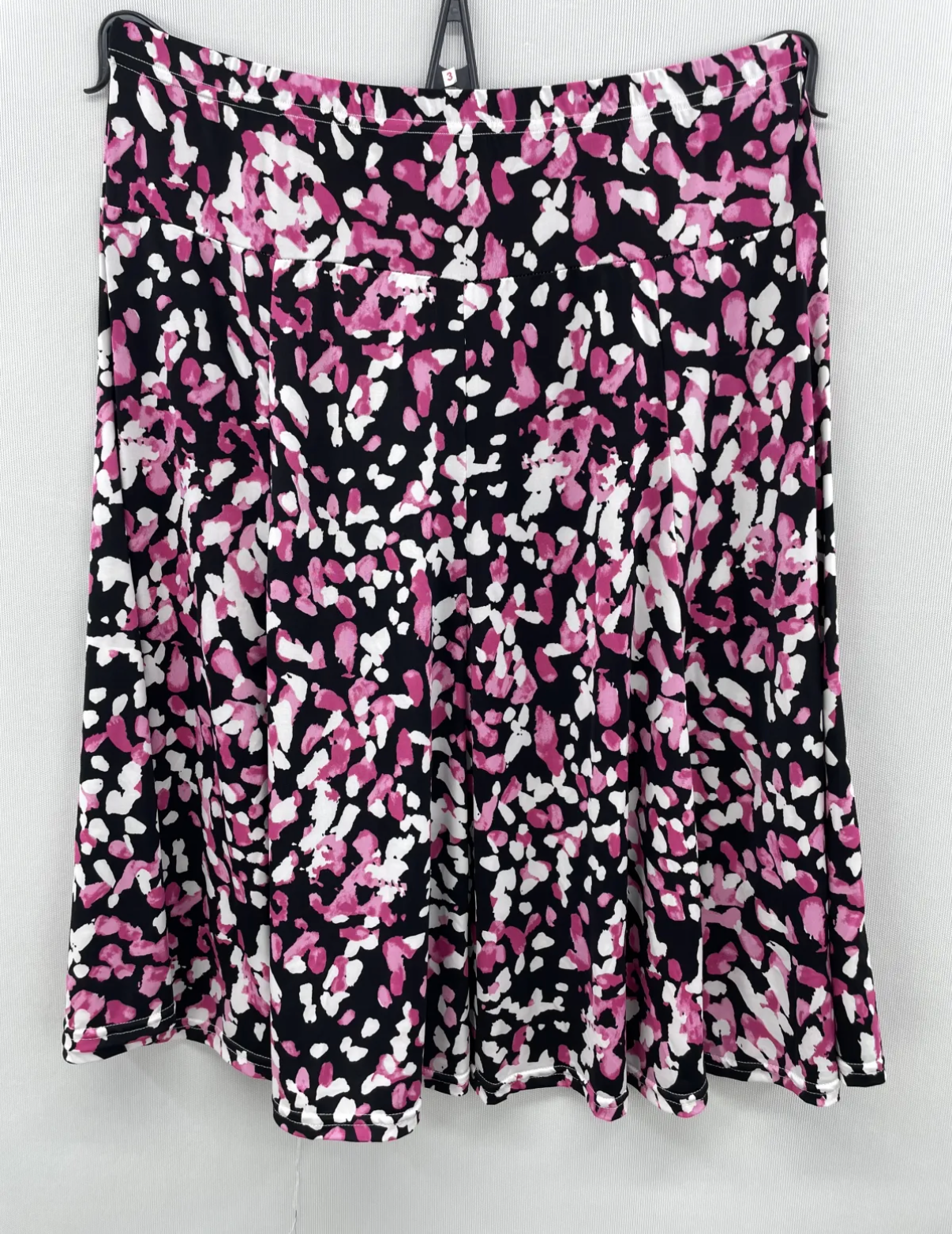 Falda corta curvy