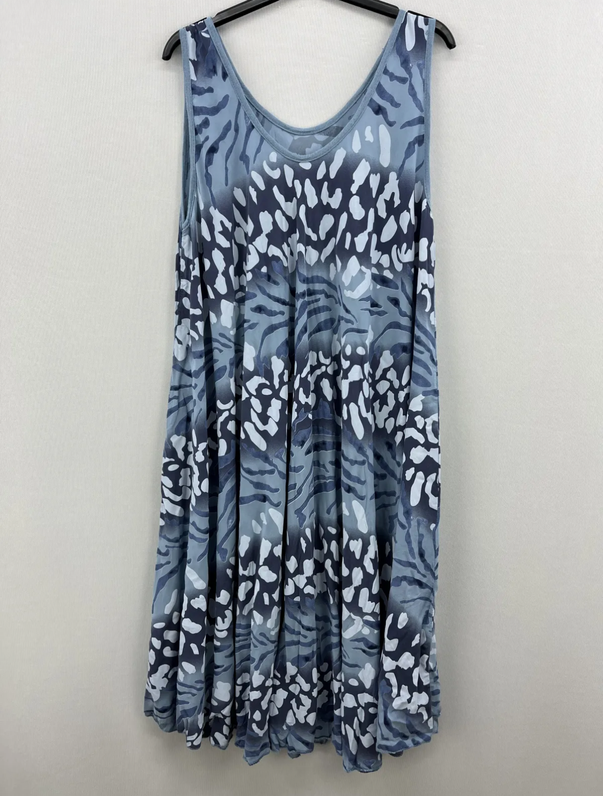 Vestido curvy sin mangas
