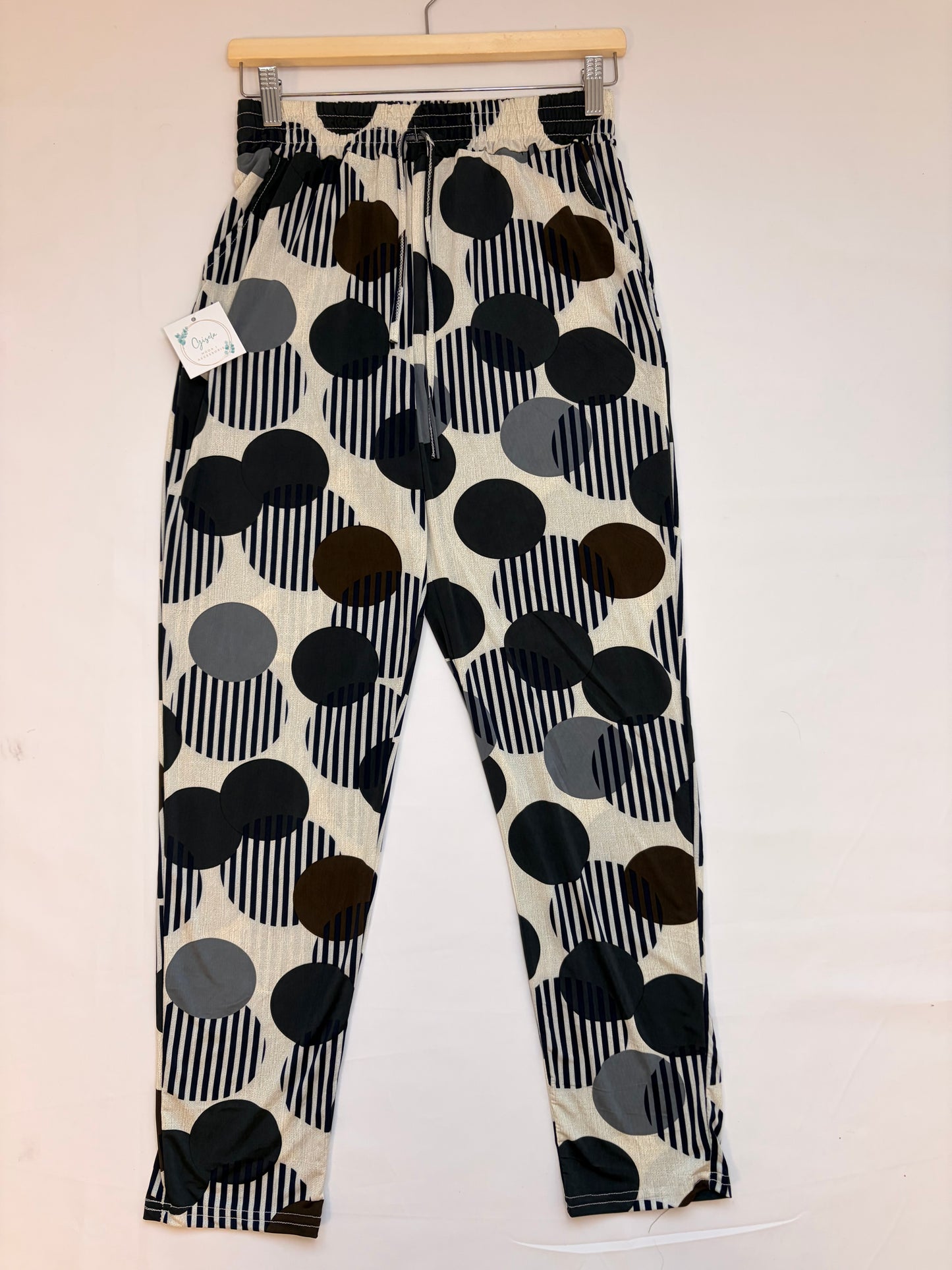 Pantalón lunares y rayas