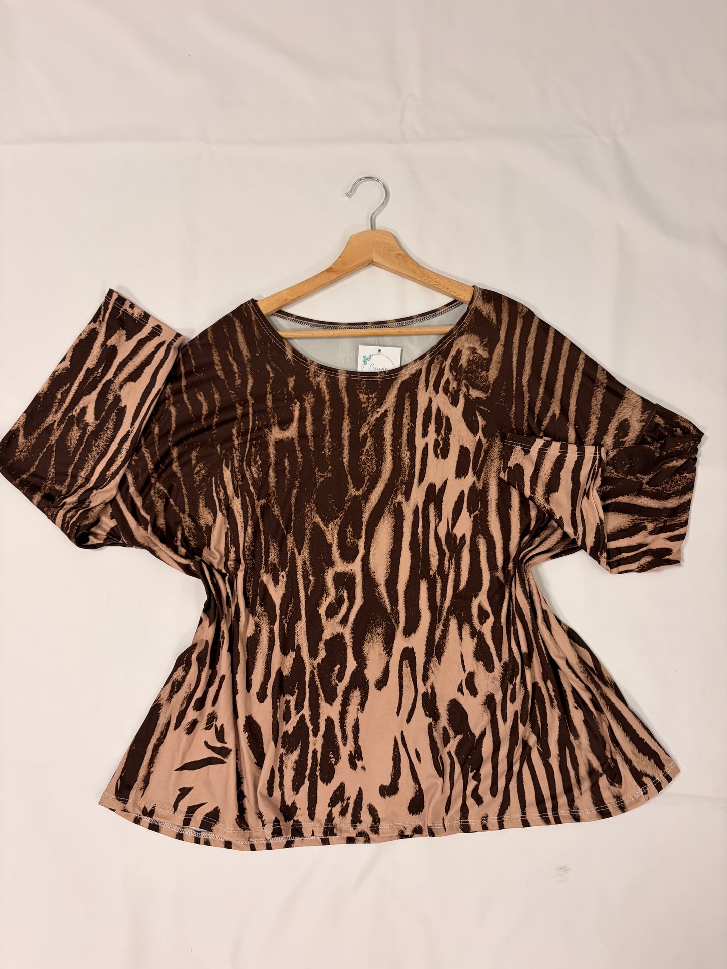 Camiseta curvy Animal print marrón