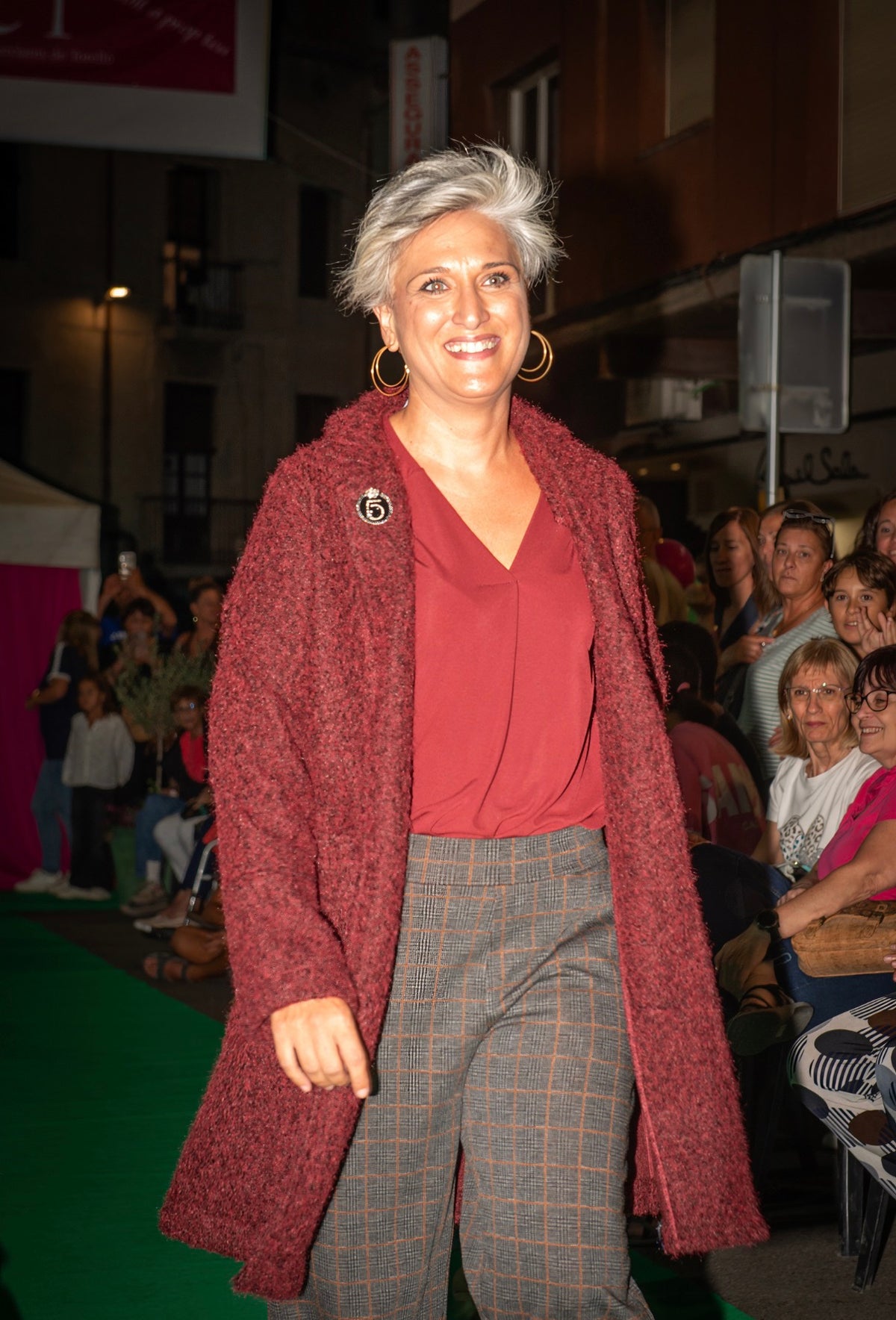 Pantalón cuadros gris
