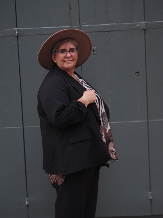 Americana curvy Ainet