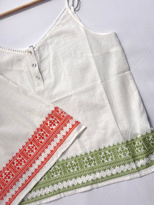 Blusa bordada efecto lino - 3 colores